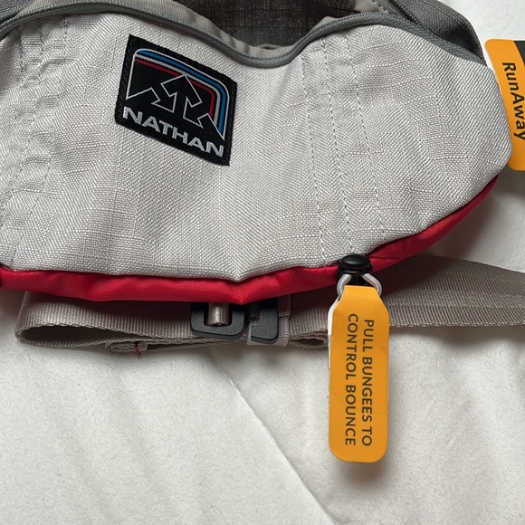 Nathan Run Away Fanny Pack - Picture 6 of 6